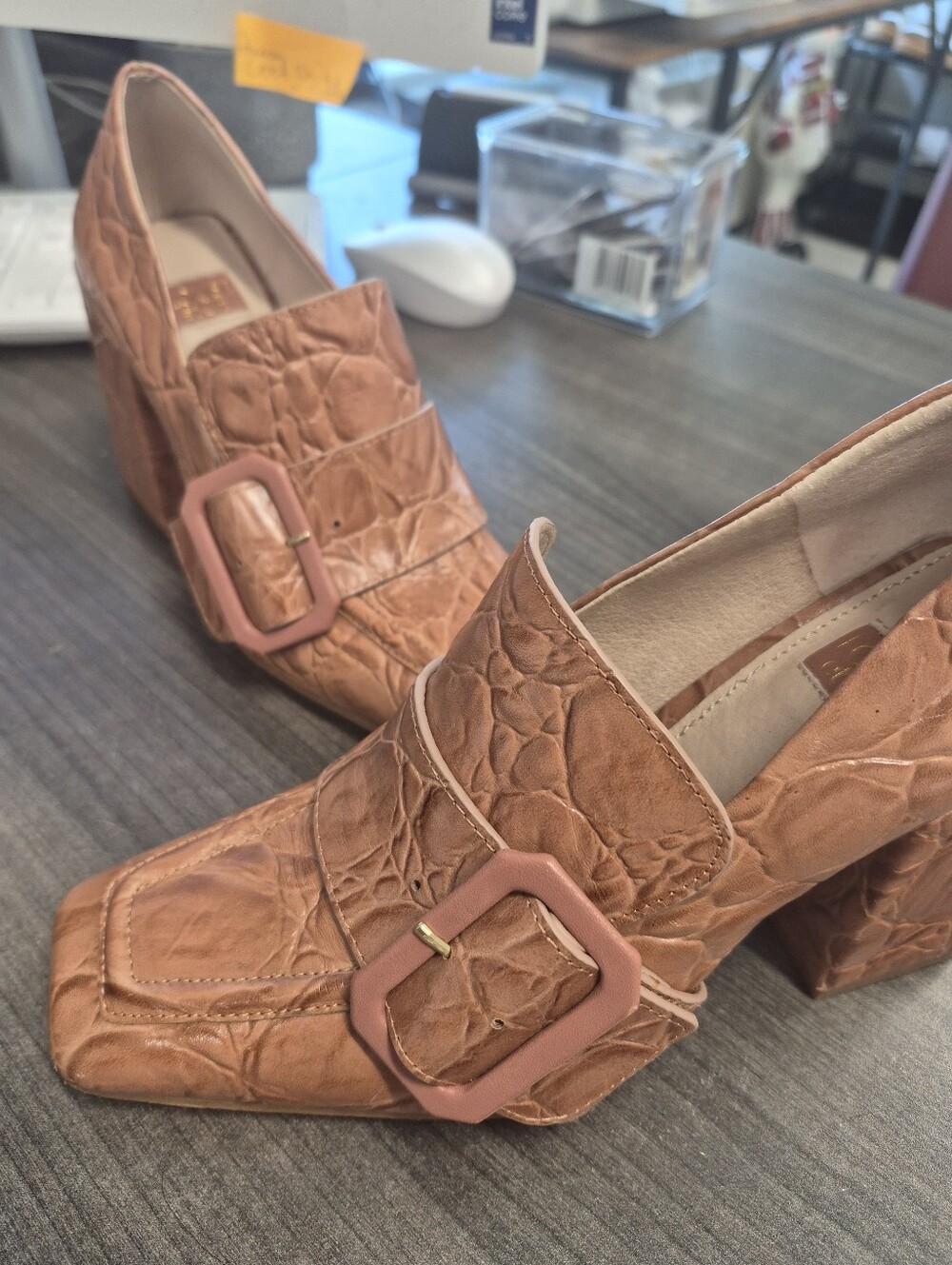 Louise Et CIE Womens Croc-Embossed Block Heel Loafers in Tan - Picture 4 of 4